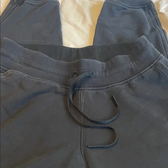 Lululemon warm down jogger 27” - Picture 6 of 10